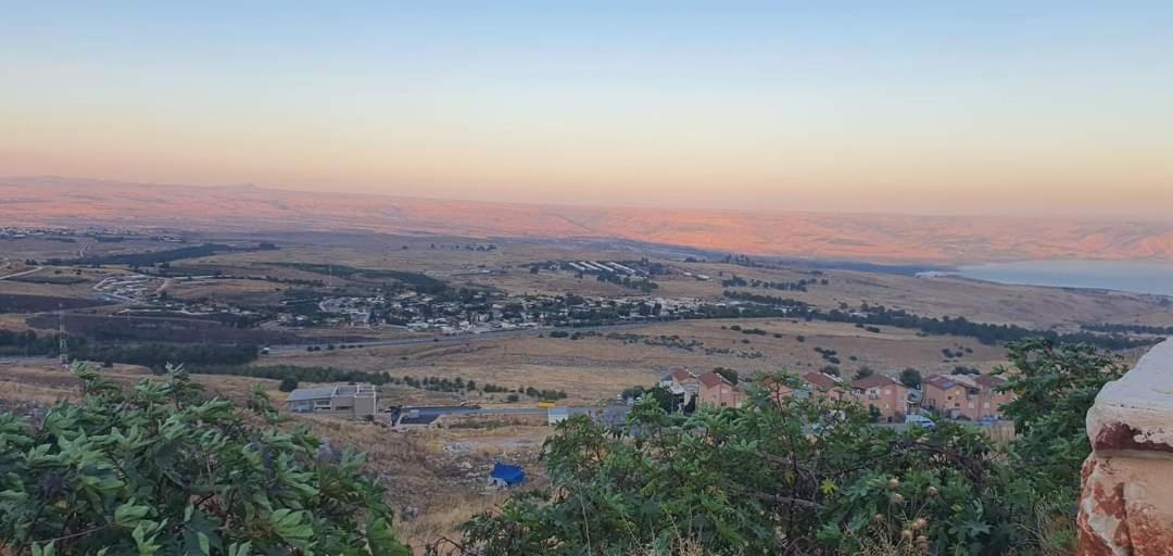 צימר בקתה מול הנוף Safed Exterior foto